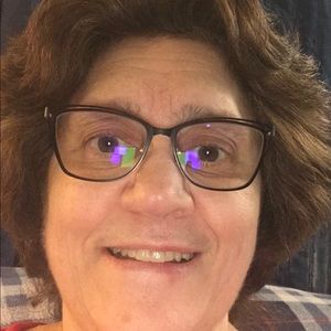 Meet your Posher, Monica